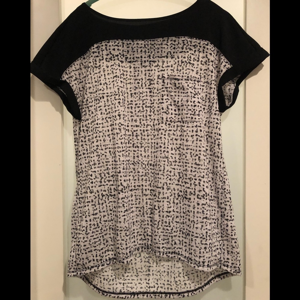 NWOT Calvin Klein black and white shirt. Size Medium